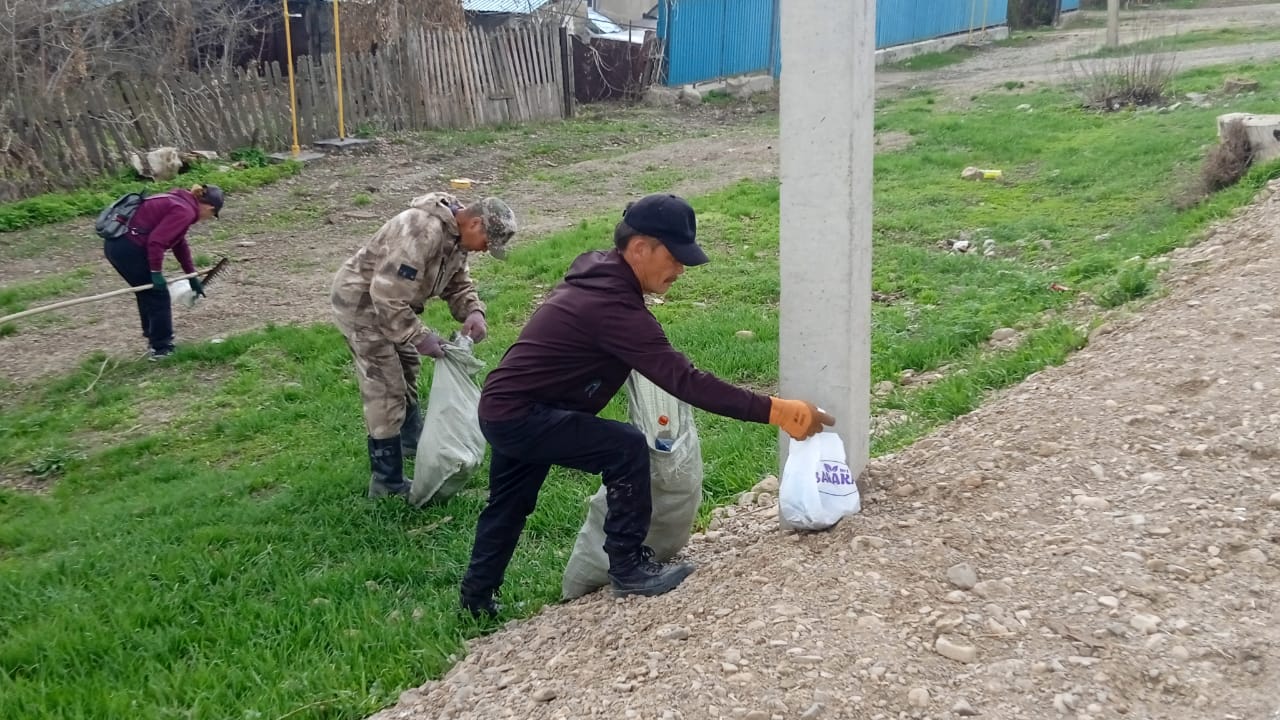Весенние субботники в Жайнак-батырском сельском округе