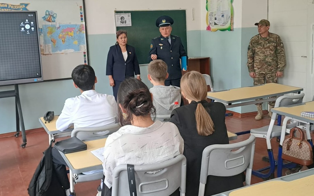 Профилактическая встреча с участием около 250 школьников прошла в Туркестанской области