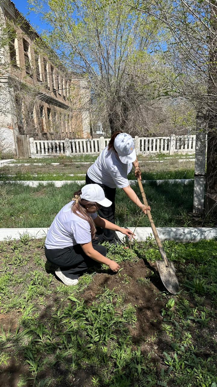 25 апреля, в субботу, в рамках республиканской экологической акции «Таза Казахстан» прошел масштабный субботник.
