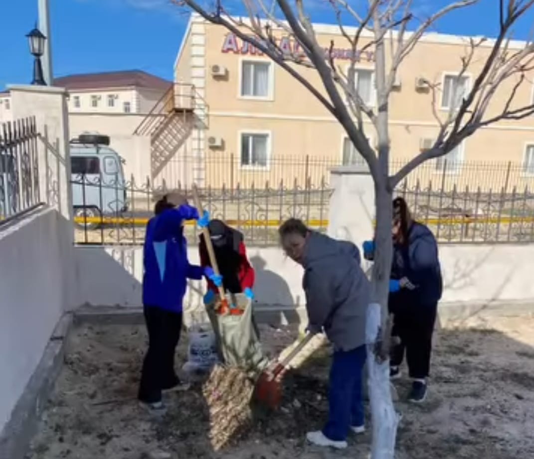 Масштабный субботник прошел в Каракиянском районе в рамках акции «Чистый Казахстан»