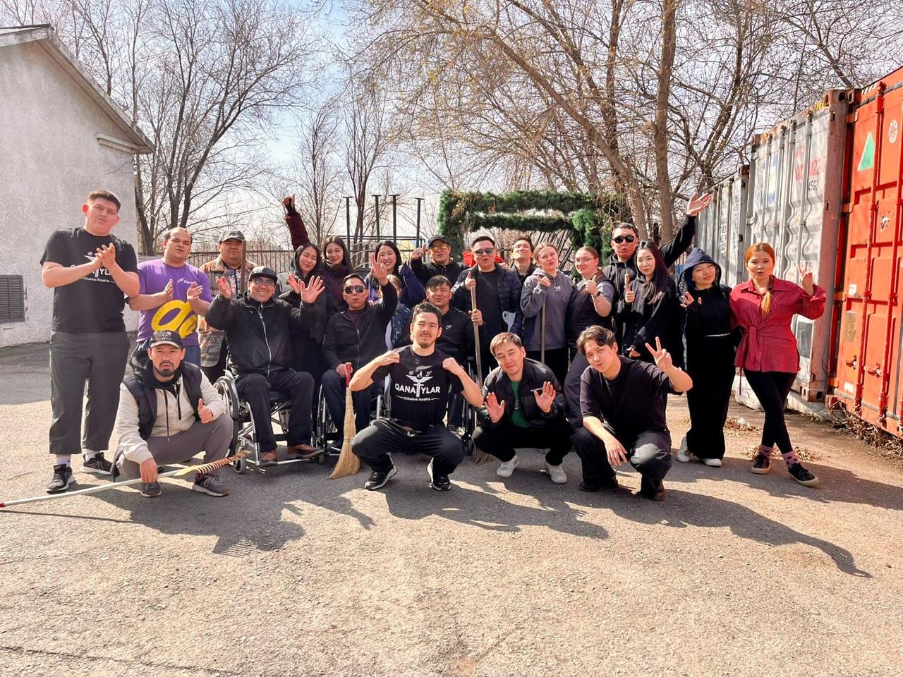 Чистота как культура: театр «Қанаттылар» поддержал экоинициативу в столице