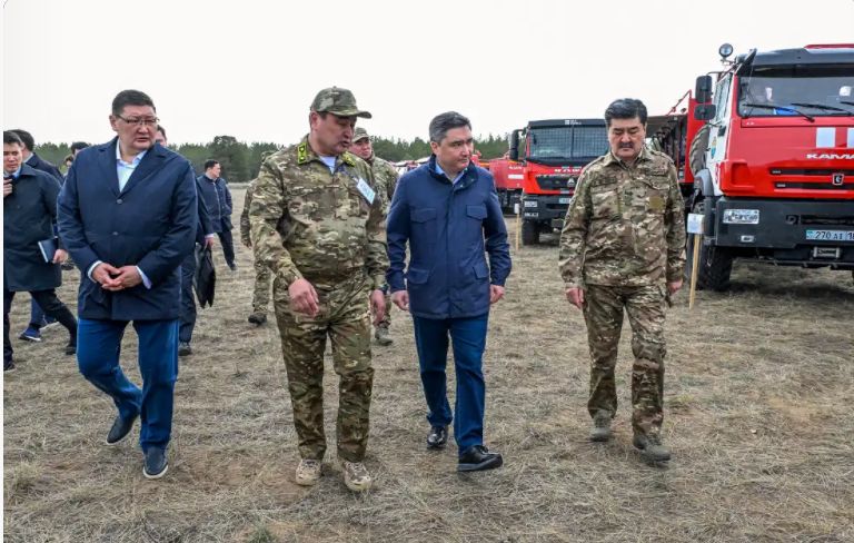 Премьер-министр Олжас Бектенов в ходе рабочей поездки в область Абай