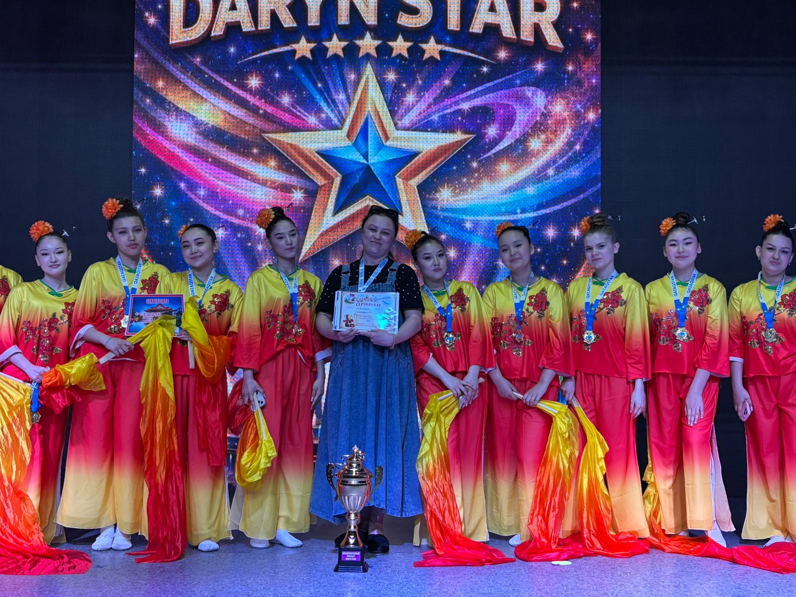 11–12 апреля в Алматы прошёл Международный конкурс детского и юношеского творчества «Alem Star», объединивший 12 талантливых коллективов из разных регионов
