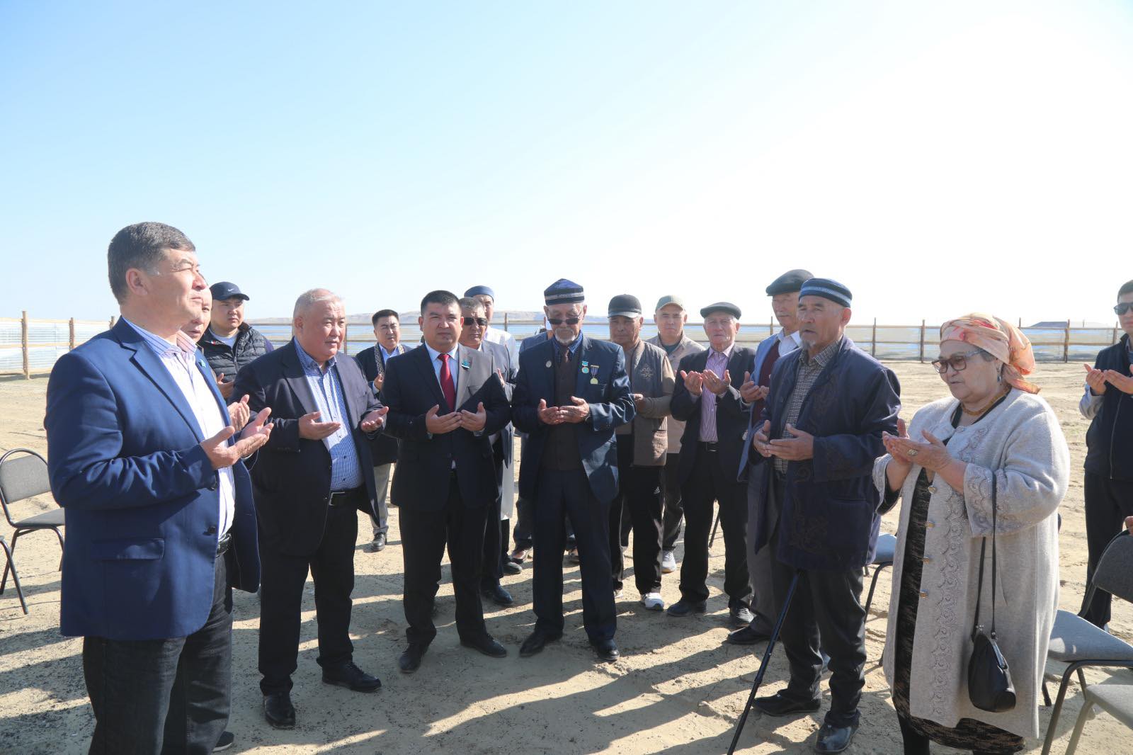 Аким района с рабочим визитом посетил посёлок Cаксаульский и сёла Косаман и Акеспе