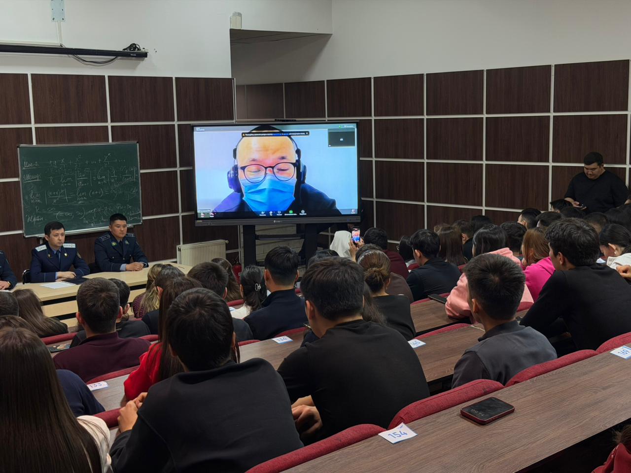 Для столичных студентов провели телемост в рамках борьбы с наркопреступностью