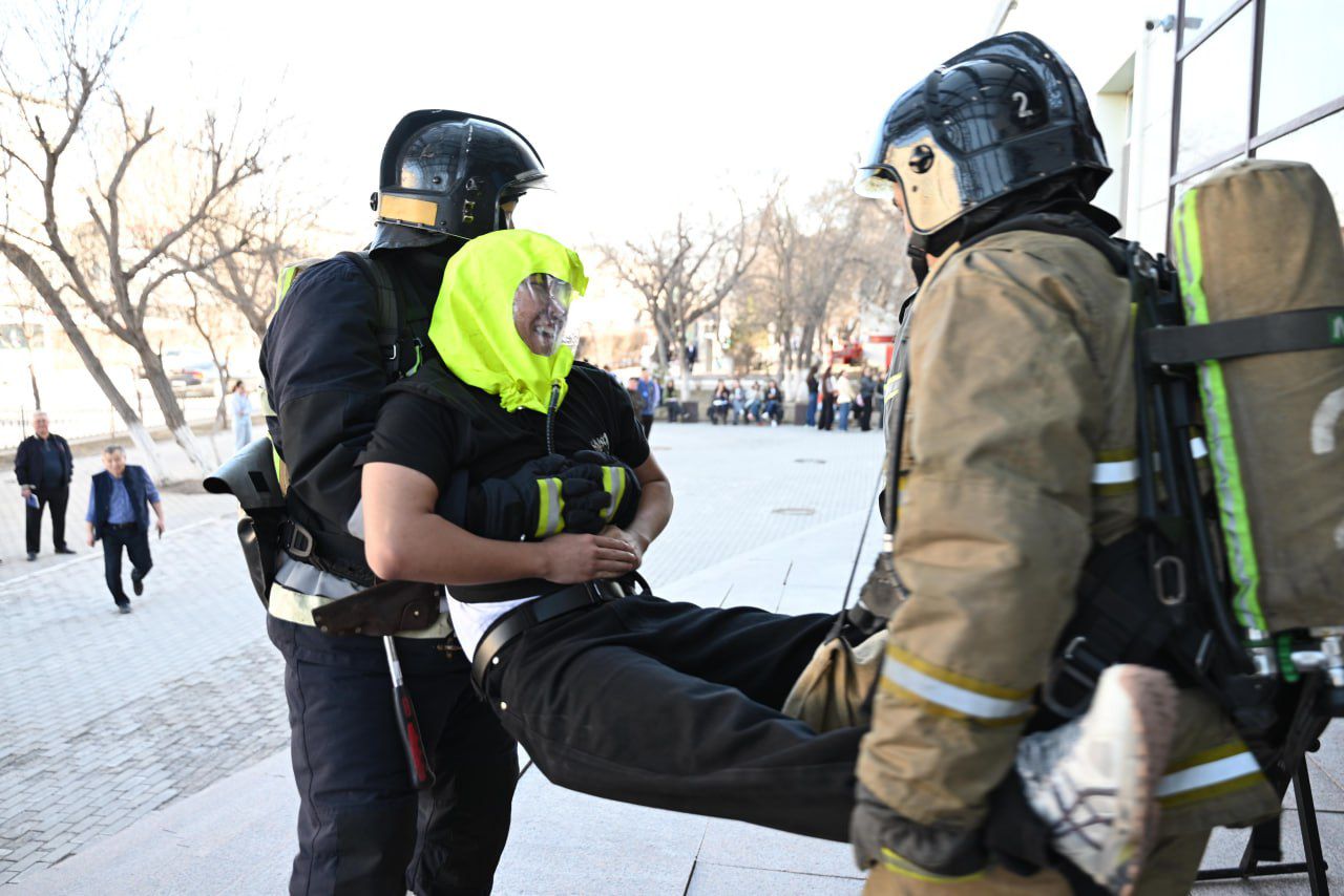В образовательном учреждении столицы проведено пожарно-тактическое учение