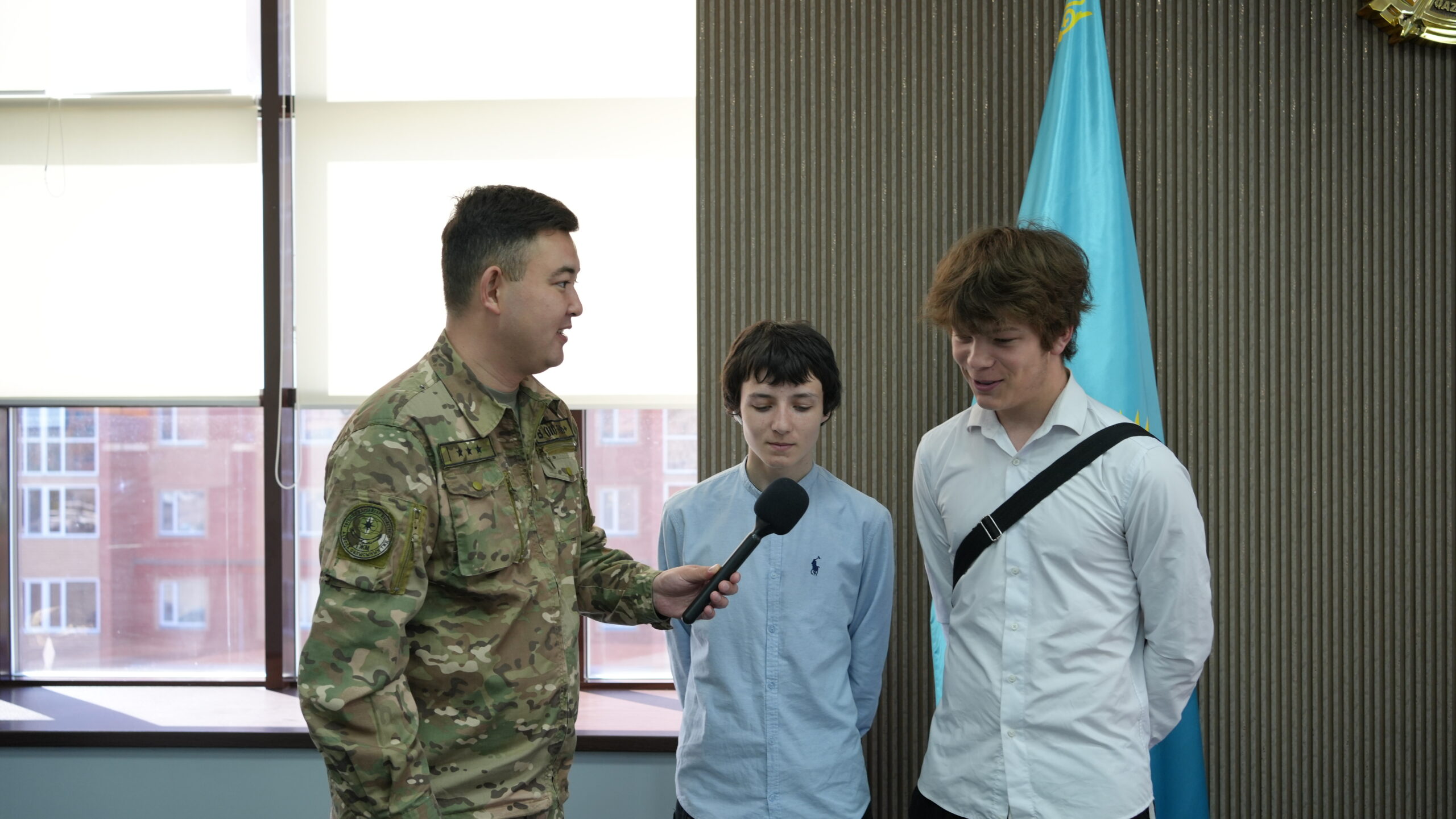 Школьники из Щучинска награждены за спасение человека