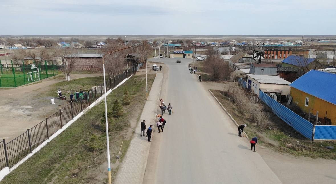 В городе Алга прошел общерайонный субботник в рамках акции «Таза Қазақстан»