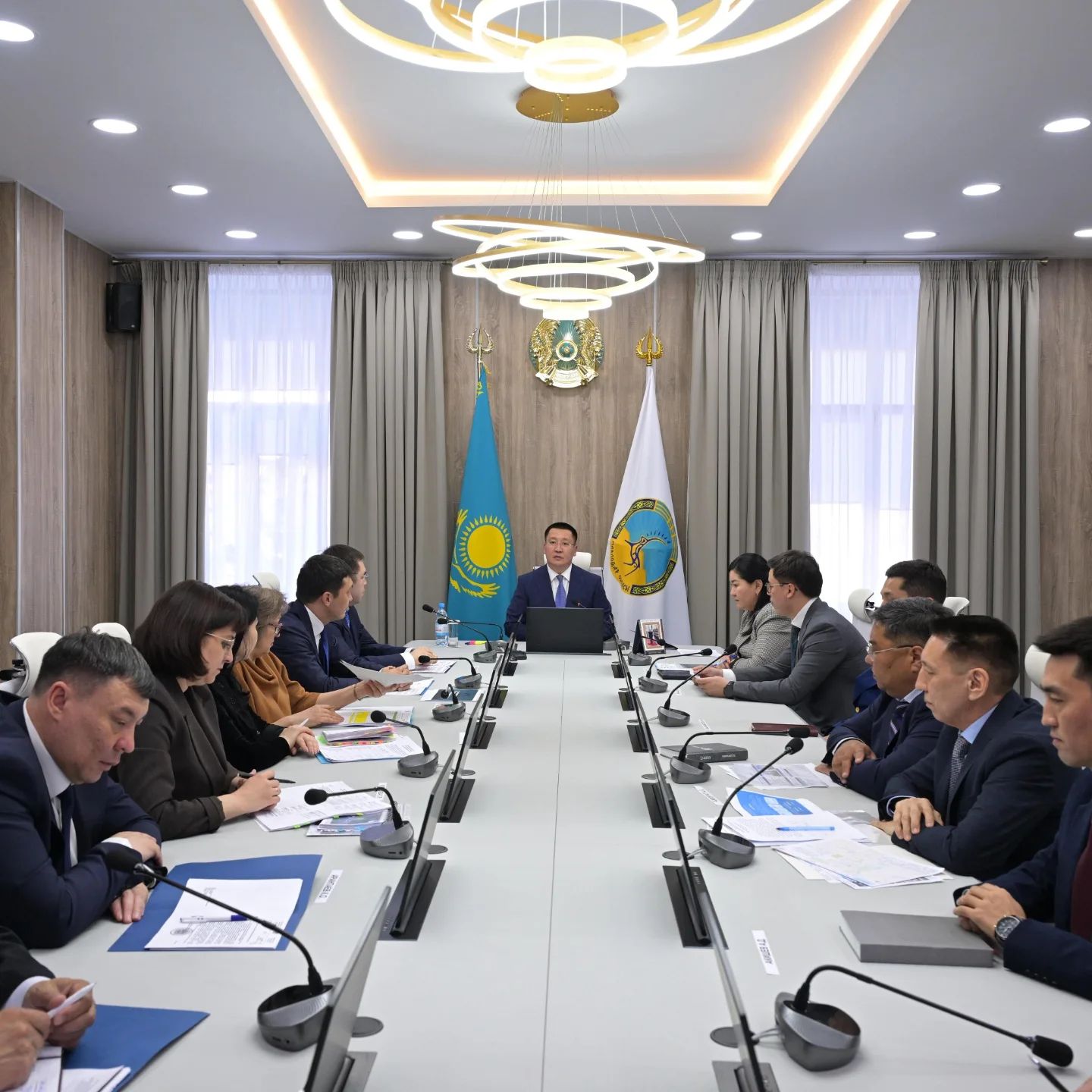 В акимате области на заседании Регионального инвестиционного штаба рассмотрено включение новых проектов Экибастуза и Павлодара в План развития области.