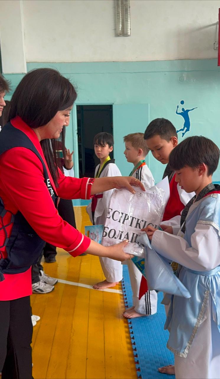 Турнир по таеквандо в Таразе объединил более 200 участников под девизом против наркотиков
