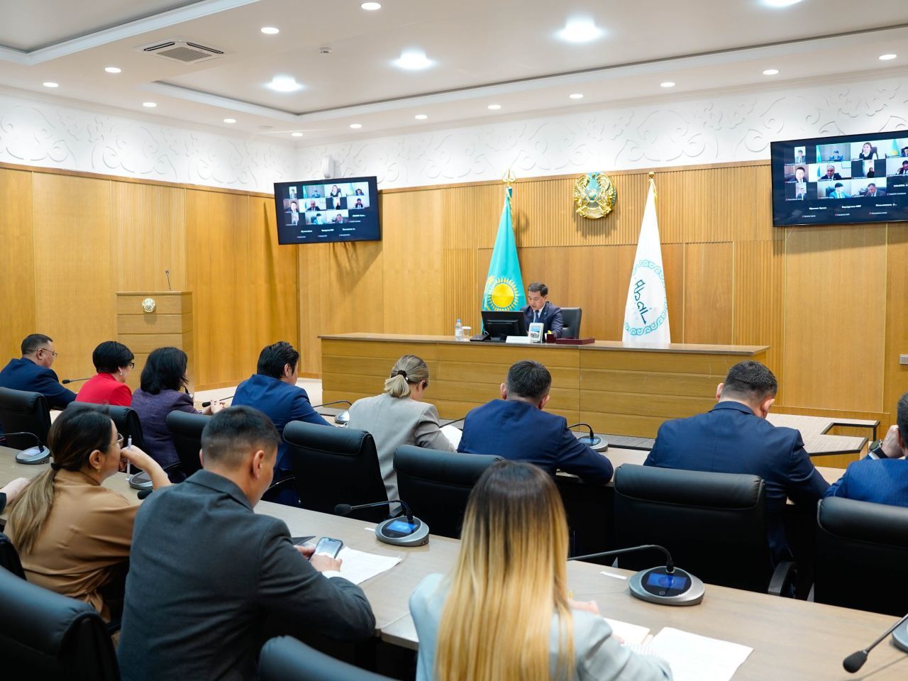 В области Абайская область обсуждены вопросы сотрудничества с неправительственными организациями.