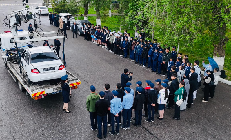 «Безопасная дорога»: в Шымкенте проведена разъяснительная работа с подростками