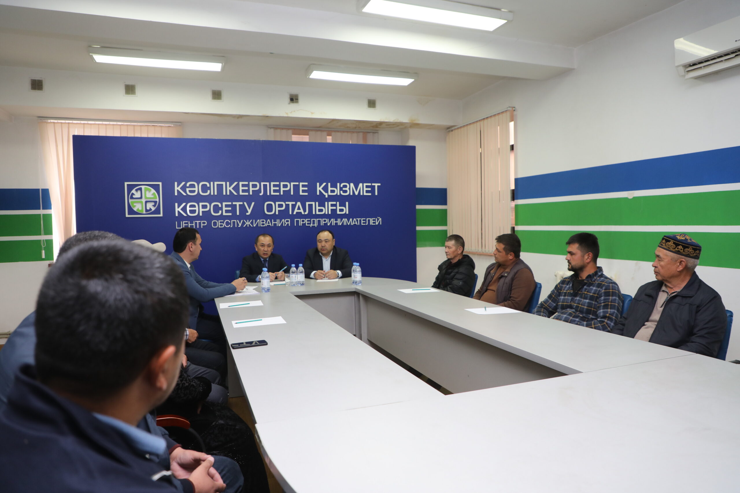 САРЫАГАШ: ПРЕДСТАВЛЕНЫ ВОЗМОЖНОСТИ ПОЛУЧЕНИЯ ЛЬГОТНЫХ КРЕДИТОВ ДЛЯ ВЛАДЕЛЬЦЕВ ТЕПЛИЦ