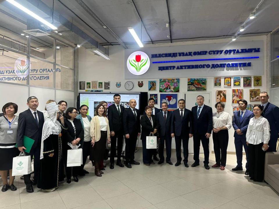 ТЕСТ Делегация Кыргызской Республики ознакомилась с опытом Центра активного долголетия в Астане