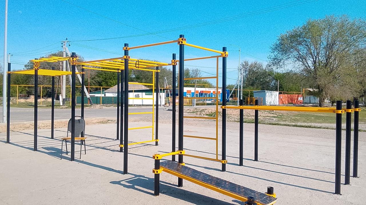 Проведены работы по благоустройству детской и футбольной площадок в селе Каражиде