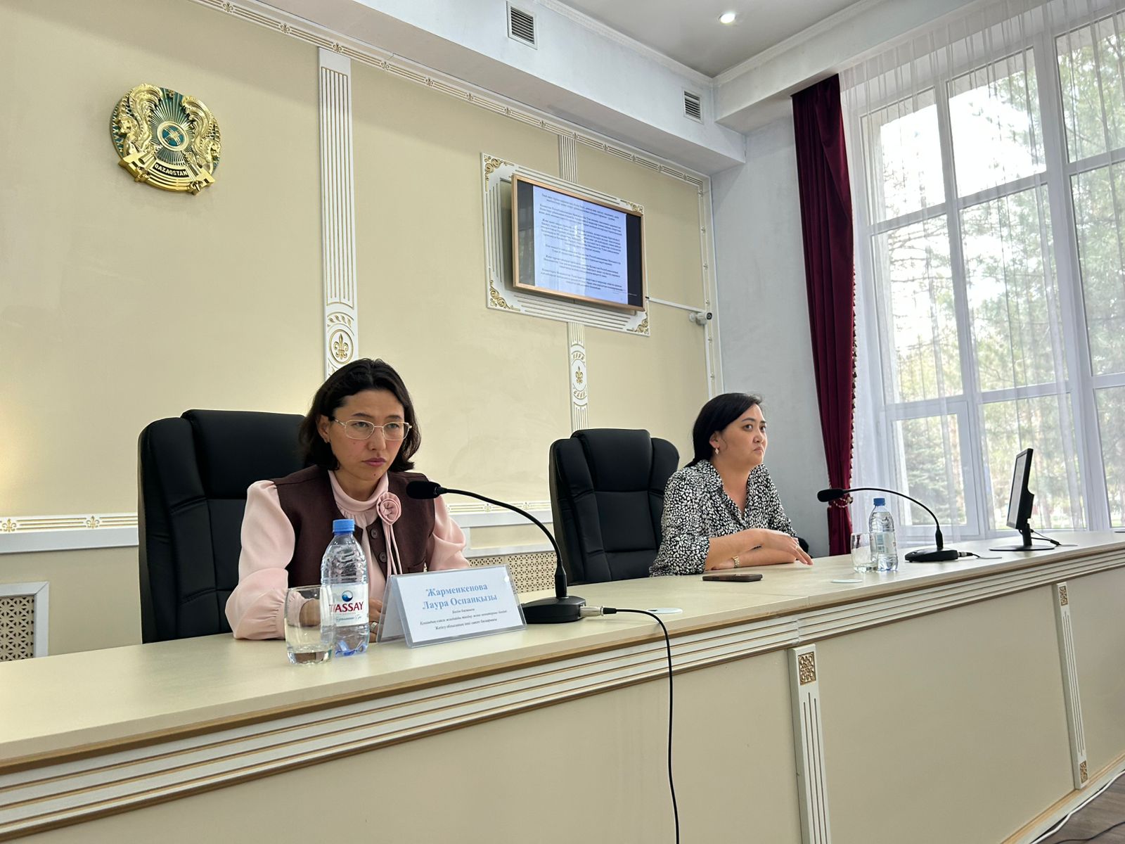 В Коксуском районе состоялся семинар по разъяснению порядка использования Государственных символов