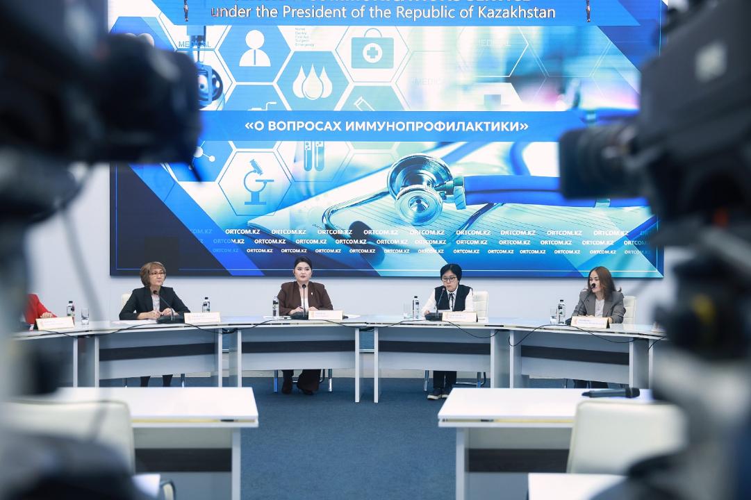 Экспертный брифинг: вакцинация – безопасная защита для каждого поколения