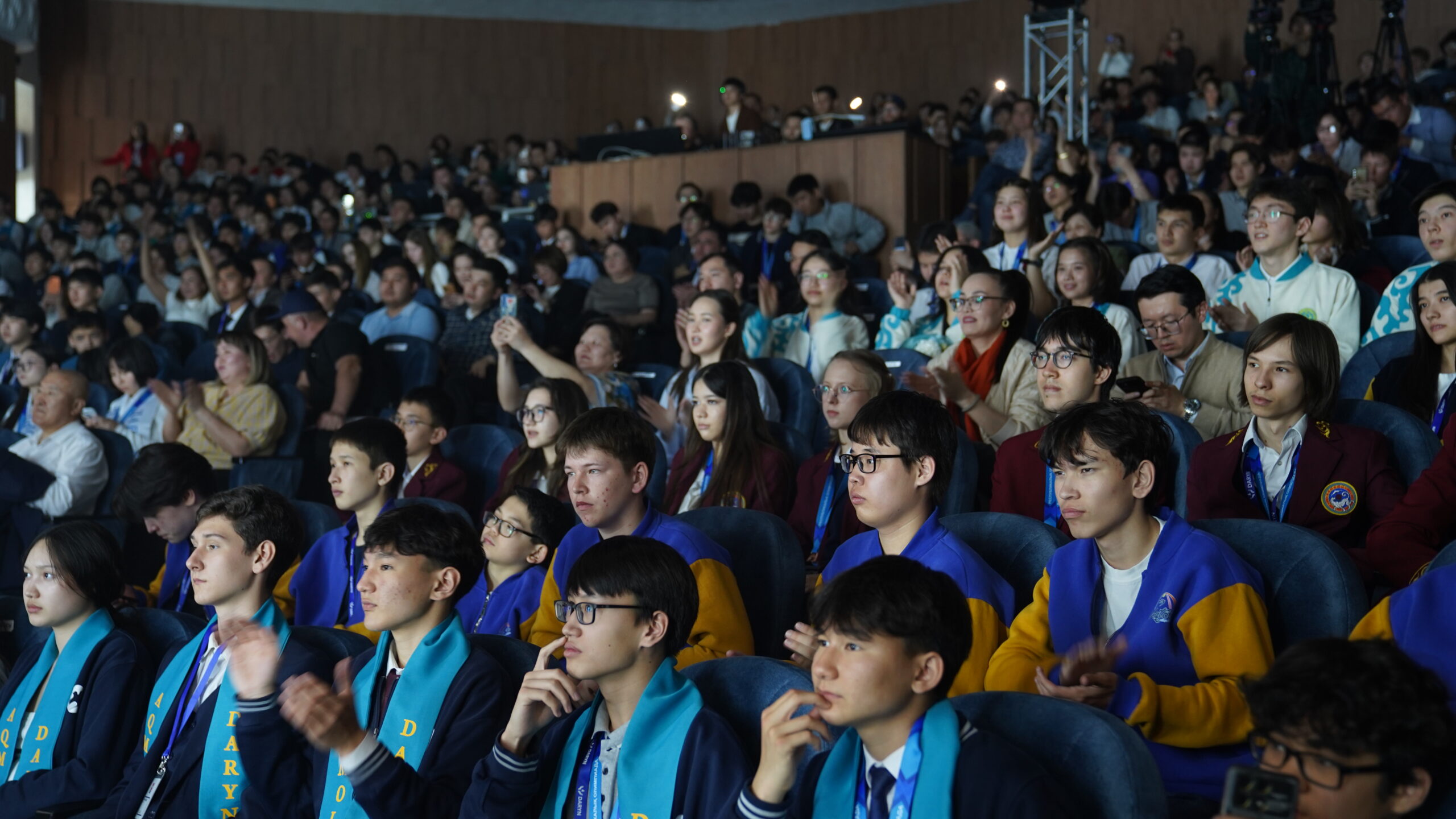 В Алматы завершился заключительный этап Республиканской олимпиады по естественно-математическому направлению!