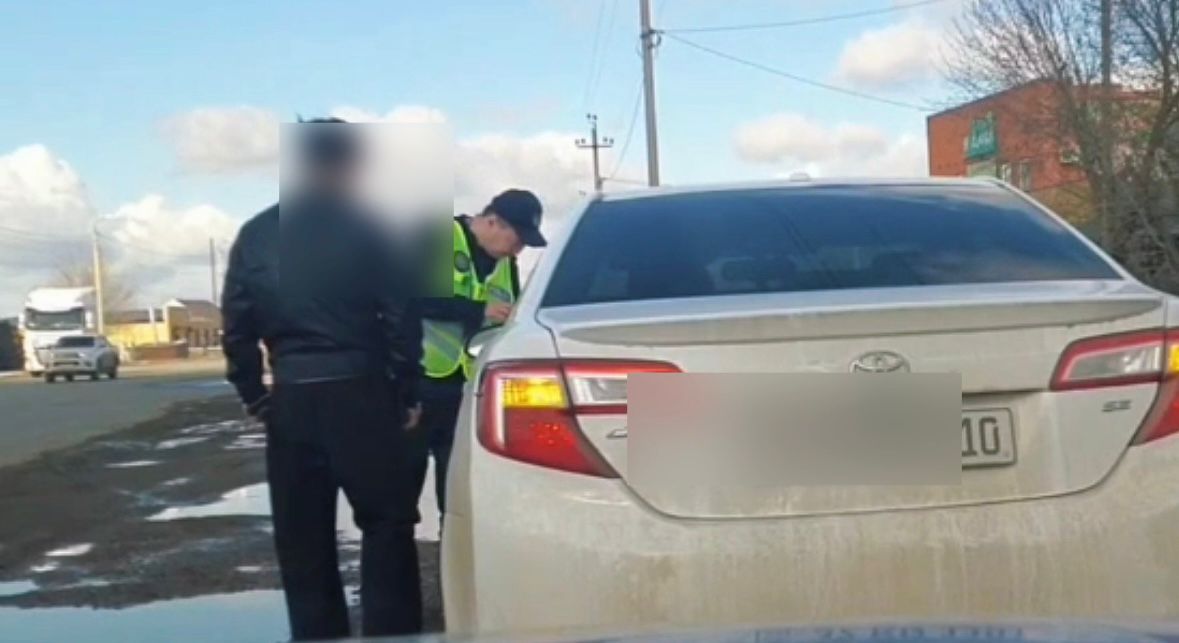 Использование автомобиля с поддельными госномерами пресечено в Уральске