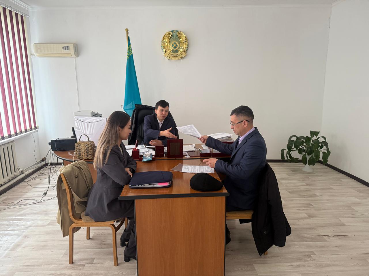 В период с 13 по 24 апреля текущего года государственными инспекторами отдела контроля в сфере социальной защиты проведена профилактическая проверка отдела занятости и социальных программ Бокейординского района.