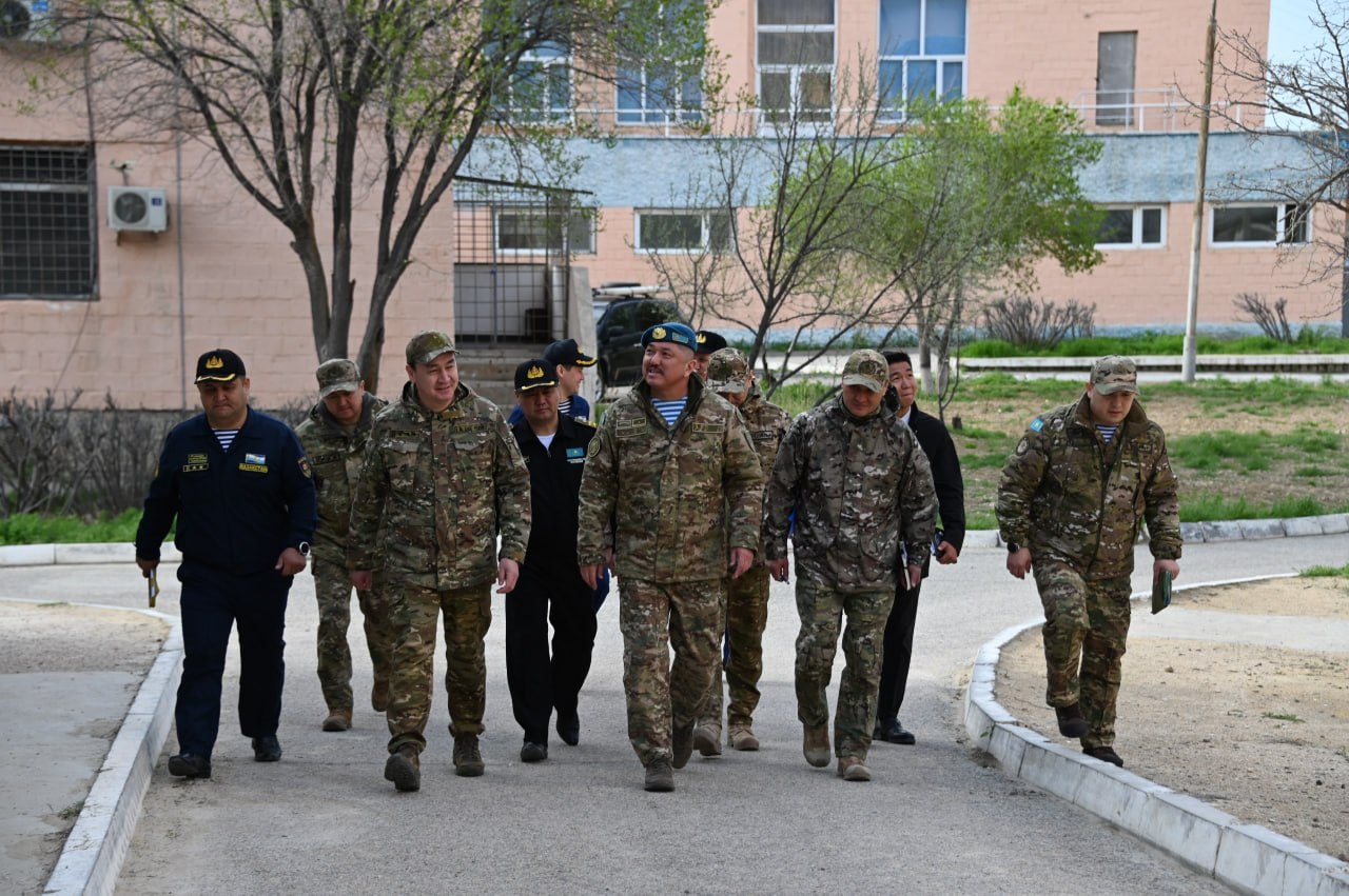 «Шведский стол» и модернизация военной инфраструктуры: итоги инспекции военных объектов западного региона