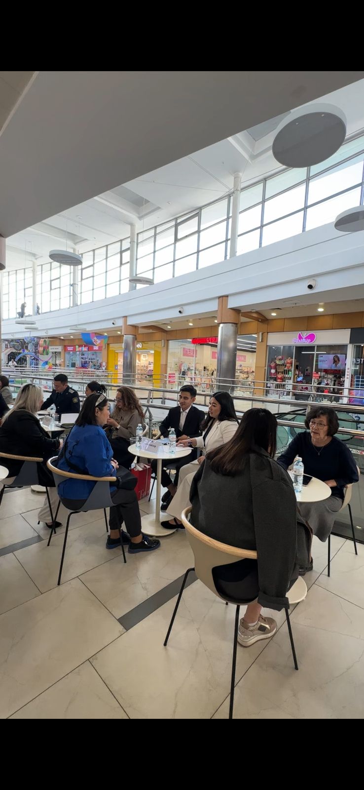 Юстиция консультирует и помогает с трудоустройством.День открытых дверей