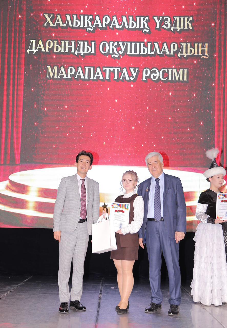 Талант и упорство: школьницы из Жаркаинского района стали «Лучшими учениками СНГ»