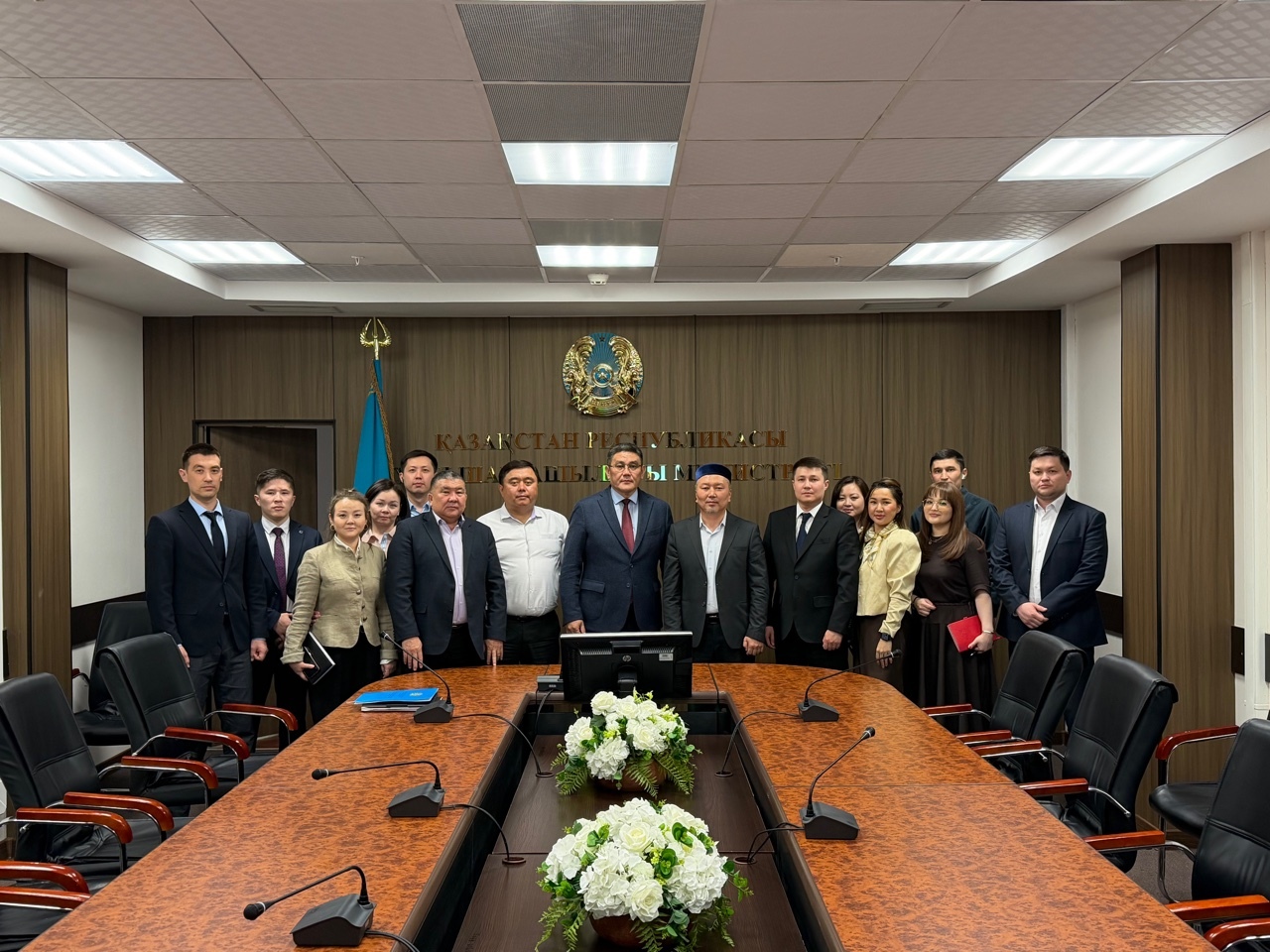 Обсуждены вопросы соблюдения этических норм и религиозных убеждений государственных служащих