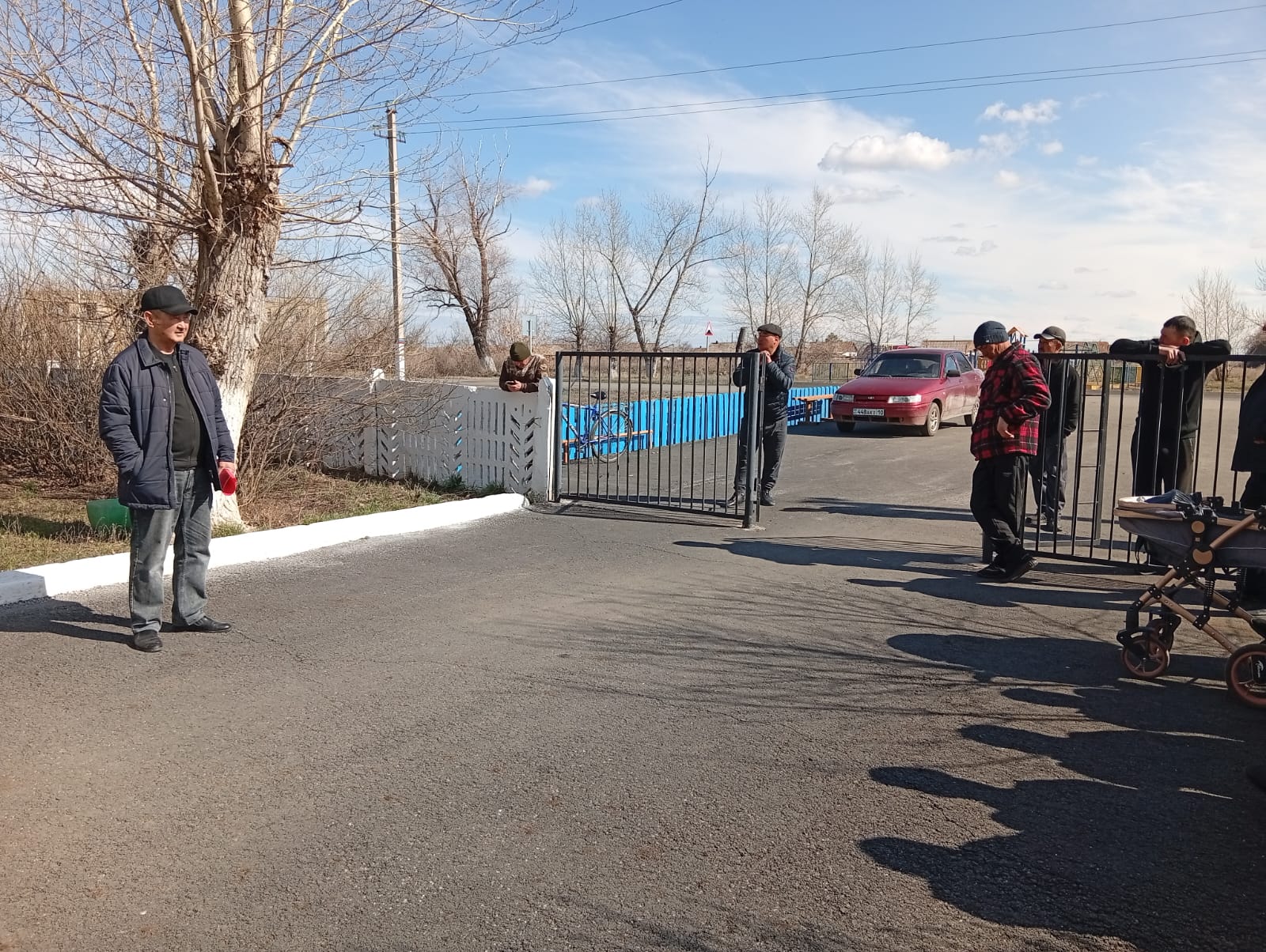 Проведение встречи с населением села Чайковское