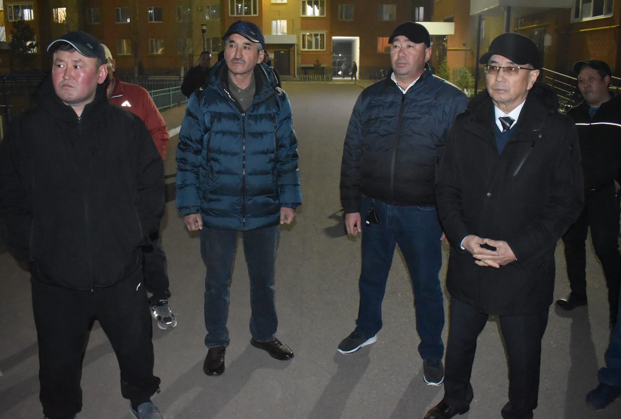 МӘСЛИХАТ ДЕПУТАТТАРЫ ЕСЕПТІК КЕЗДЕСУЛЕР ӨТКІЗУДЕ