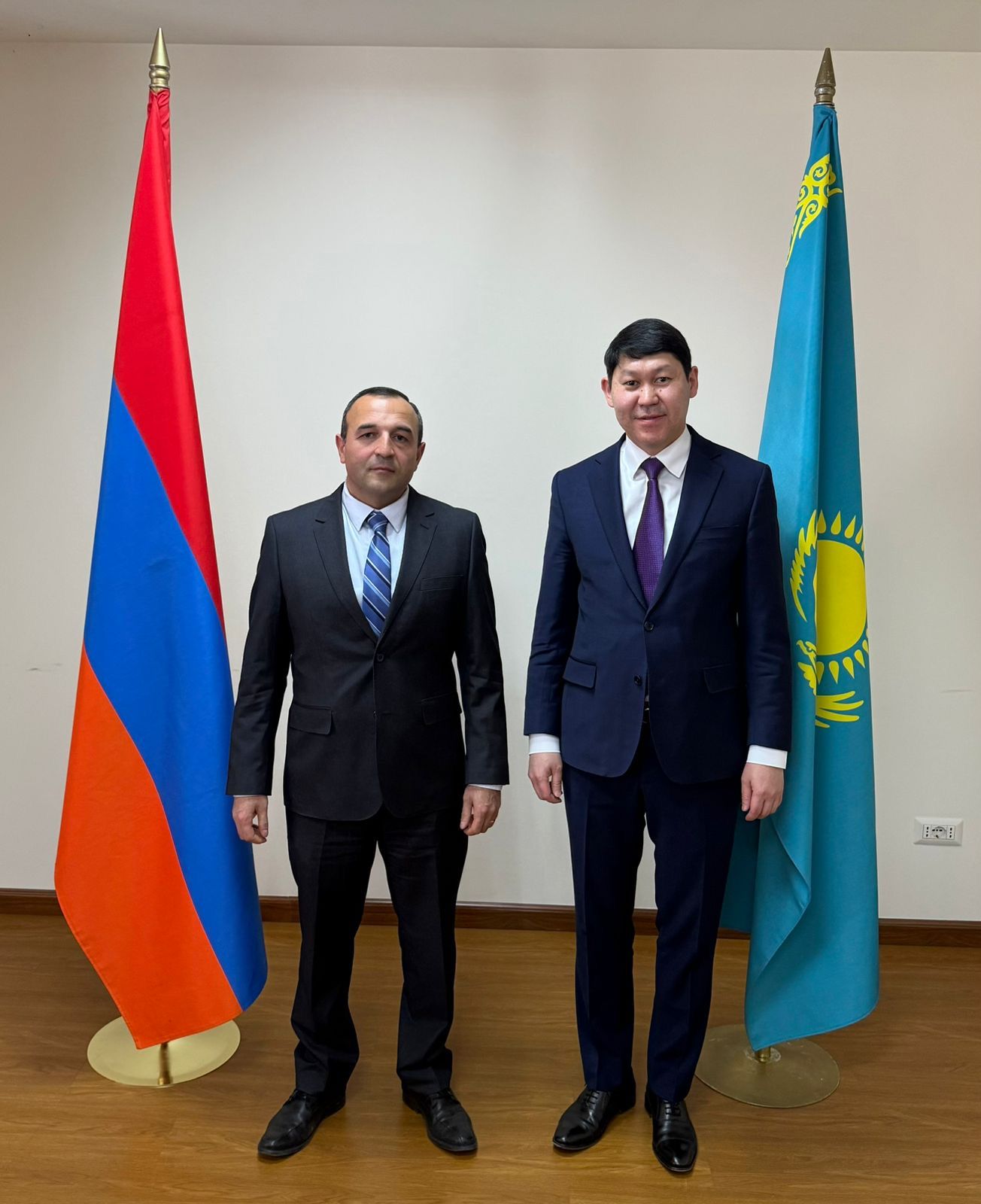 Казахско-армянские консультации по вопросам многостороннего сотрудничества состоялись в Ереване