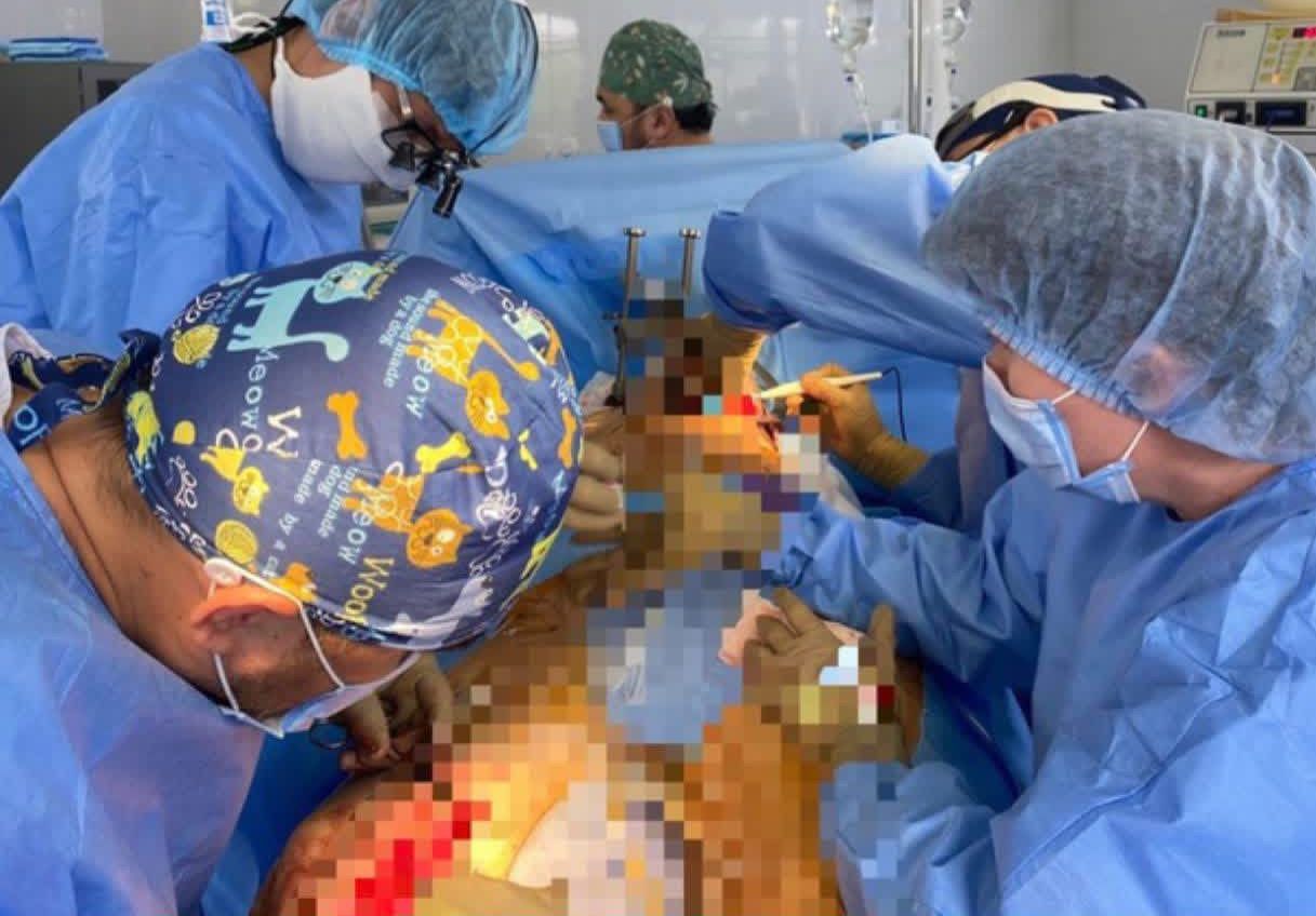 В Жамбылской областной больнице провели операцию на бьющемся сердце