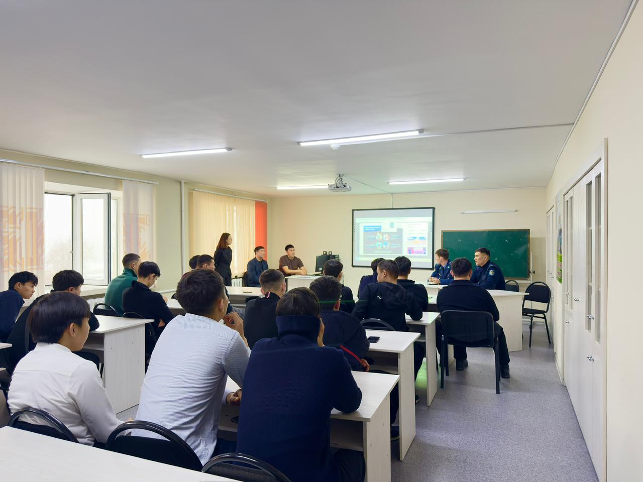 В Семее проведено профилактическое мероприятие по предупреждению наркомании среди студентов.