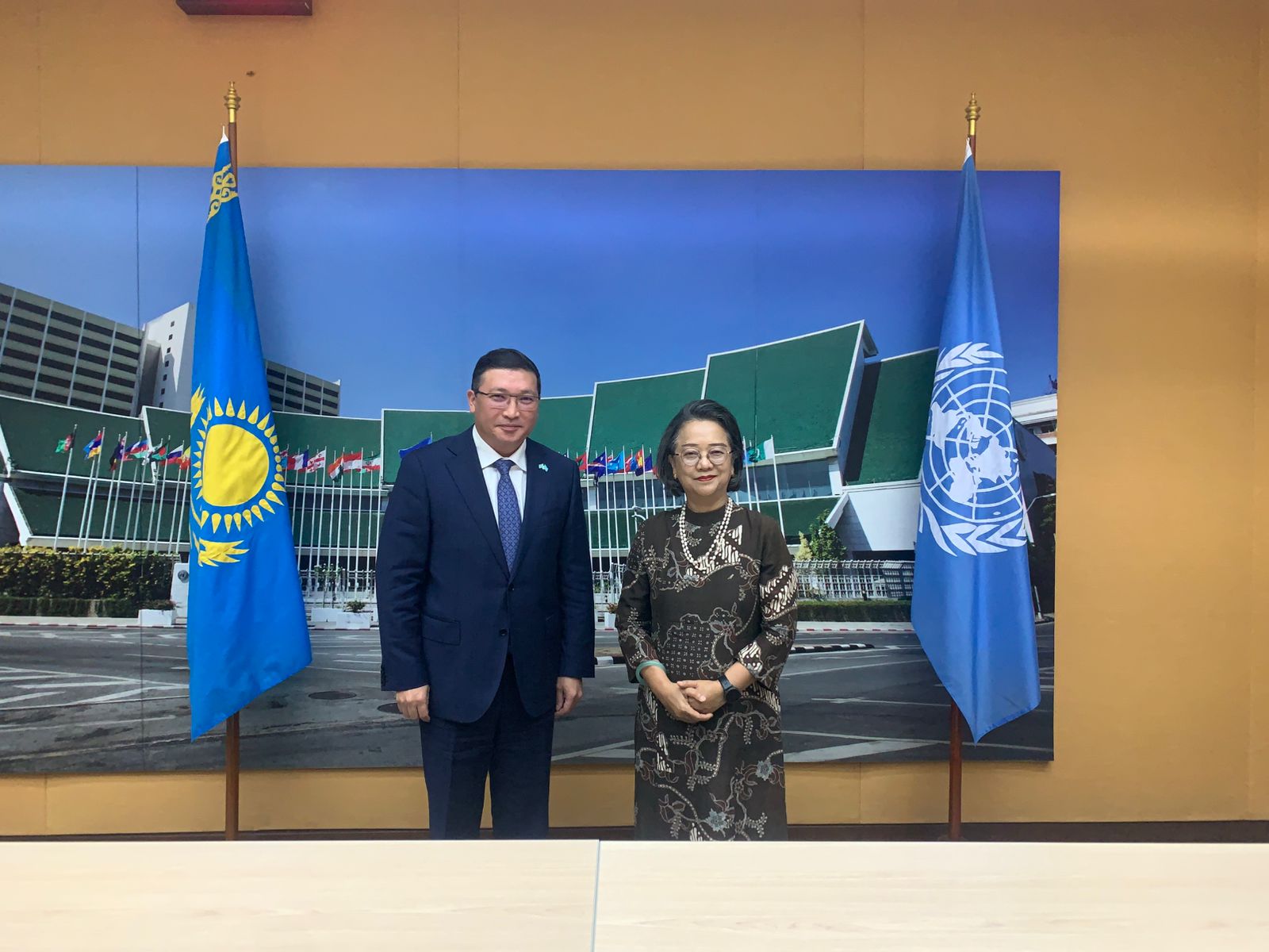 Казахстан продолжает укреплять всестороннее партнерство с ЭСКАТО ООН