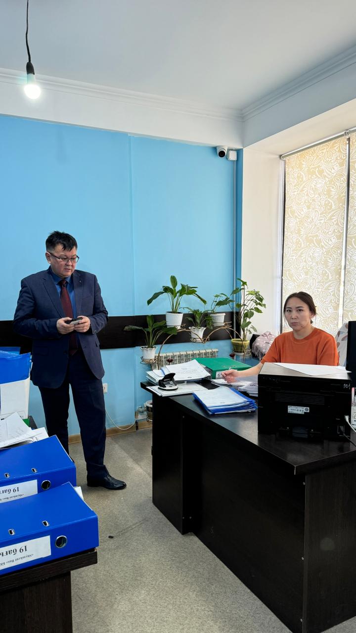 Инспектор труда встретился с работниками непосредственно