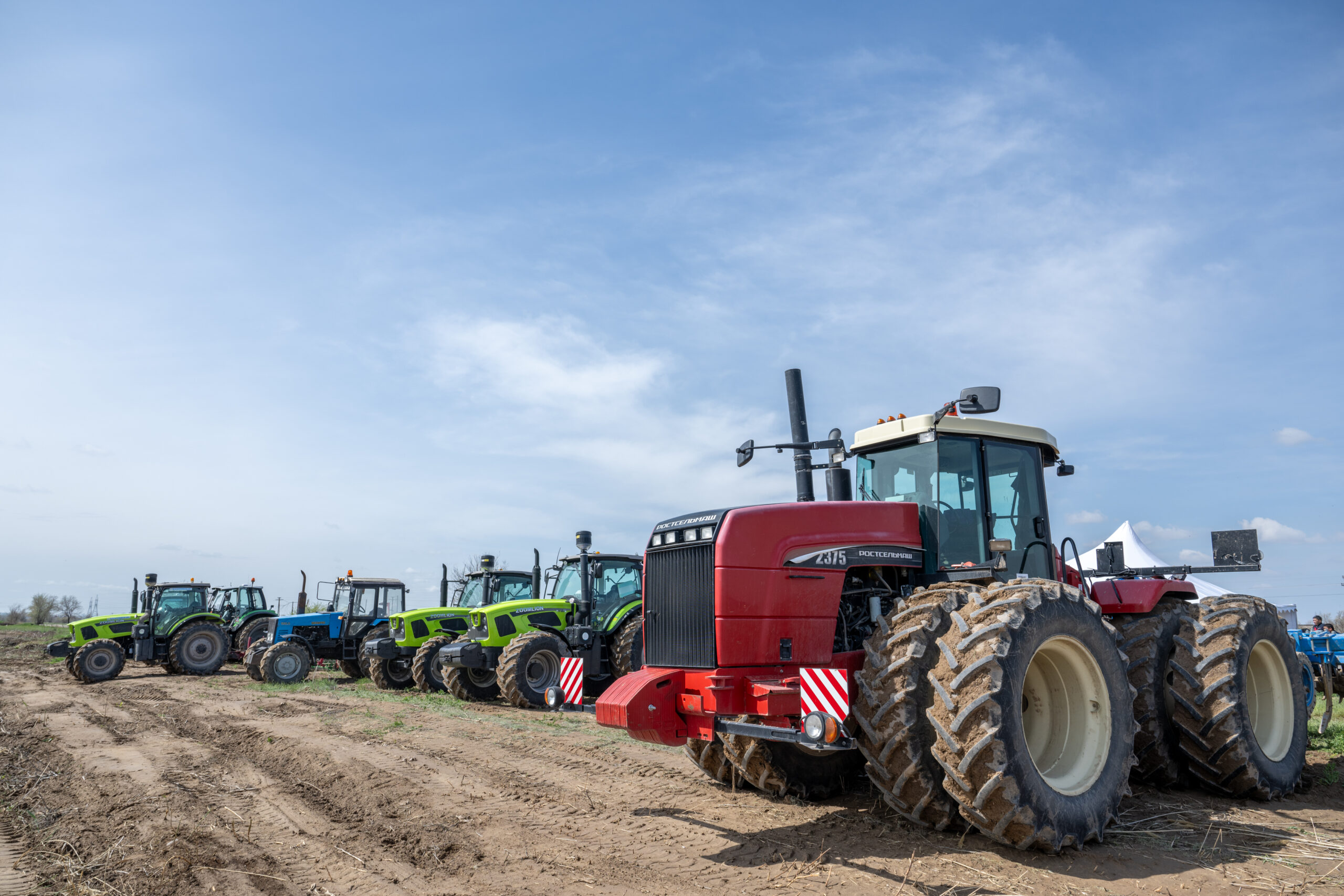 В области Жетісу в этом году уровень обновления сельхозтехники составит 8%
