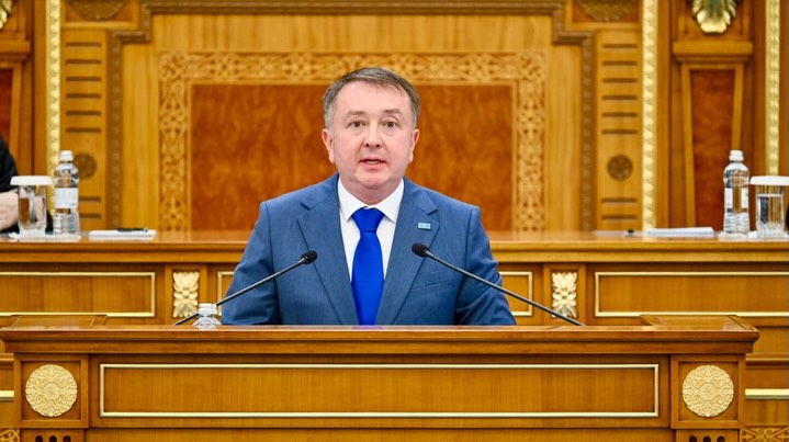 Министр юстиции представил в Мажилисе проект конституционного закона «О Президенте»