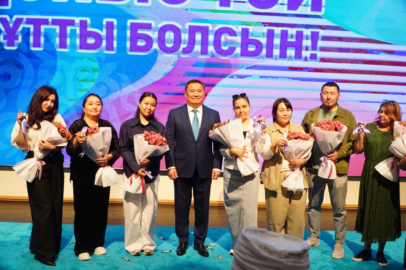 В г. Косшы еще 10 семей получили ключи от квартир