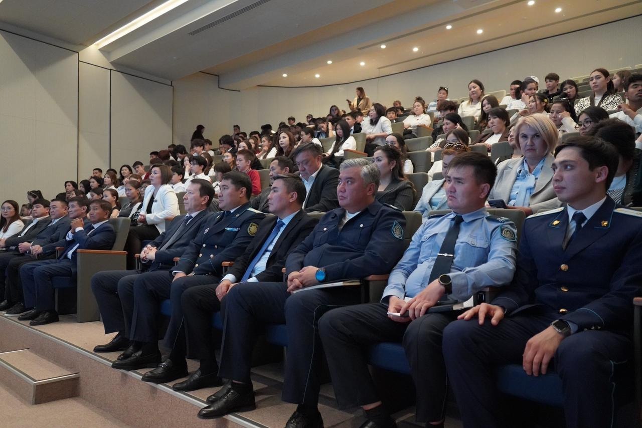 В городе Косшы в общественном культурно-спортивном комплексе было проведено праздничное мероприятие