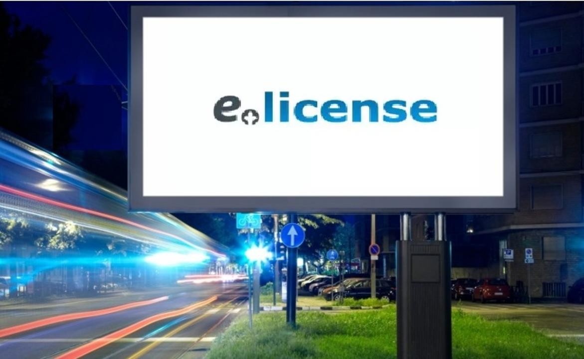 На территории Енбекшиказахского района согласование размещения объектов наружной рекламы осуществляется государственным учреждением ГУ «Отдел пассажирского транспорта и автомобильных дорог Енбекшиказахского района».