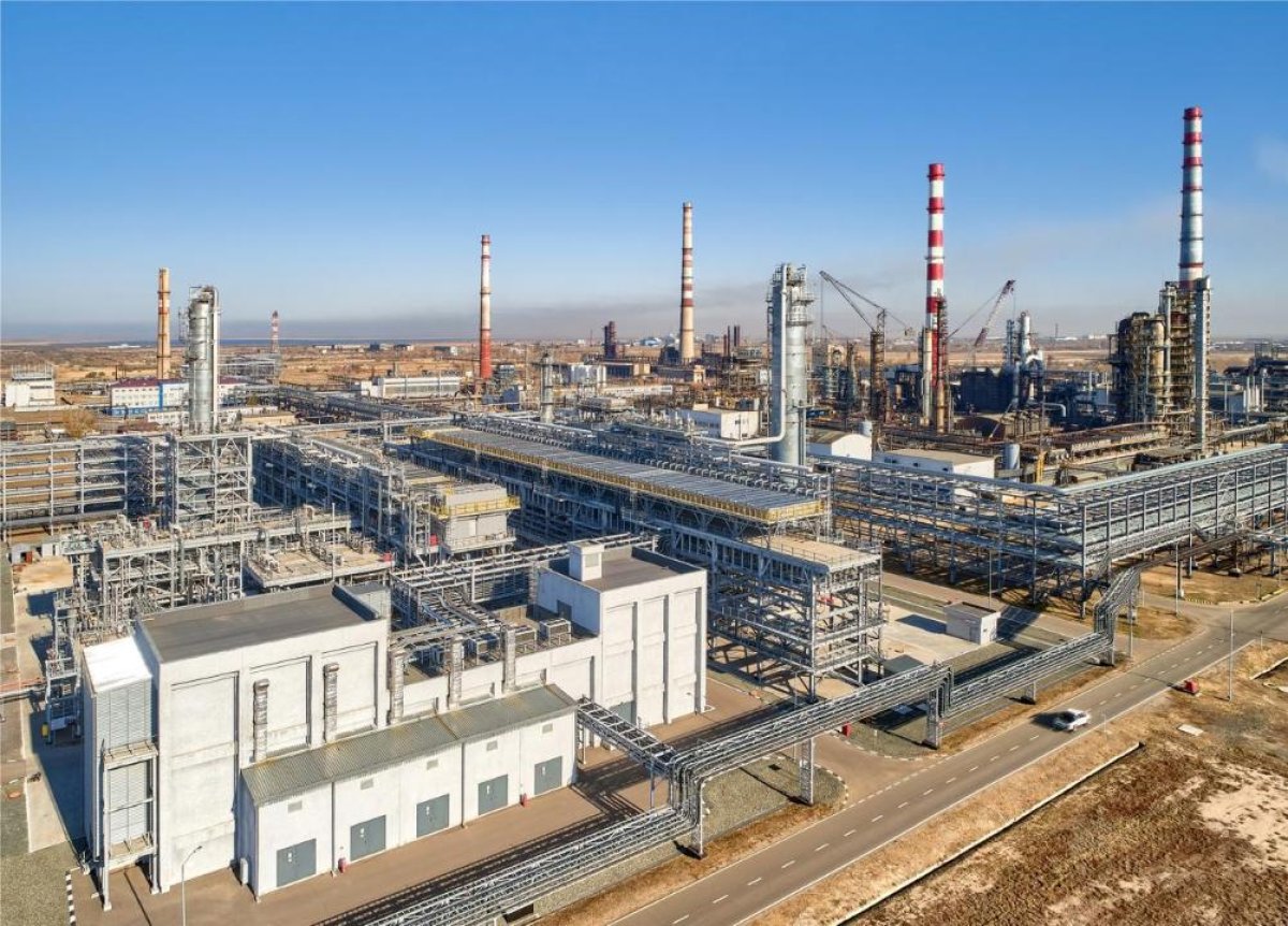 Глубина нефтепереработки достигла 90% на фоне роста выпуска светлых продуктов.