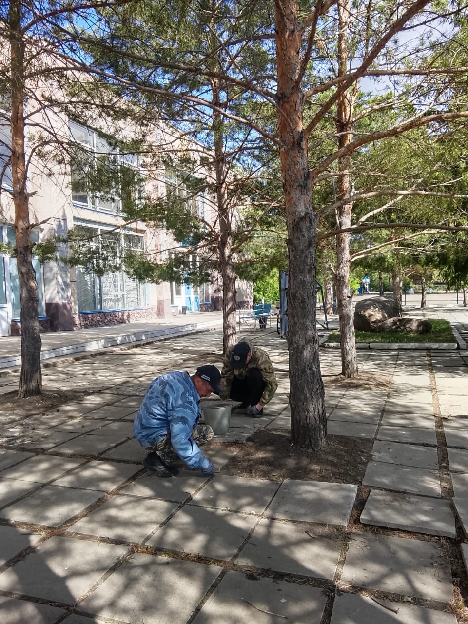 С 8 по 14 мая в рамках экологической акции “Таза Қазақстан” общественными работниками были проведены работы