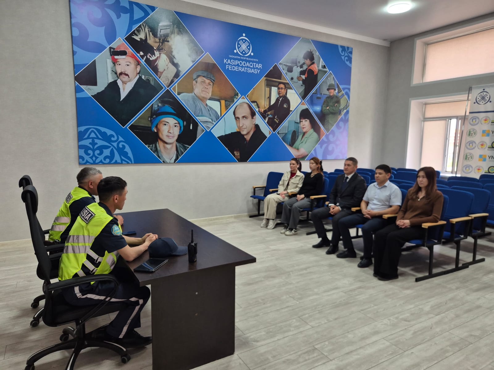 Профилактика правонарушений и соблюдение правил дорожного движения среди государственных служащих.