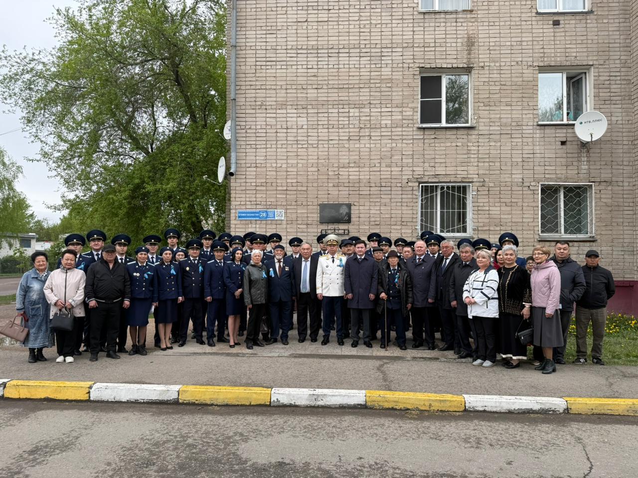Преемственность поколений: в Петропавловске почтили память Сапара Дуйсенова и Садыка Абдужаббарова