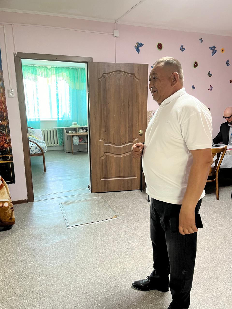 Поздравление акима Парыгинского сельского округа Толекова Г.А. с наступающим Днём Победы!