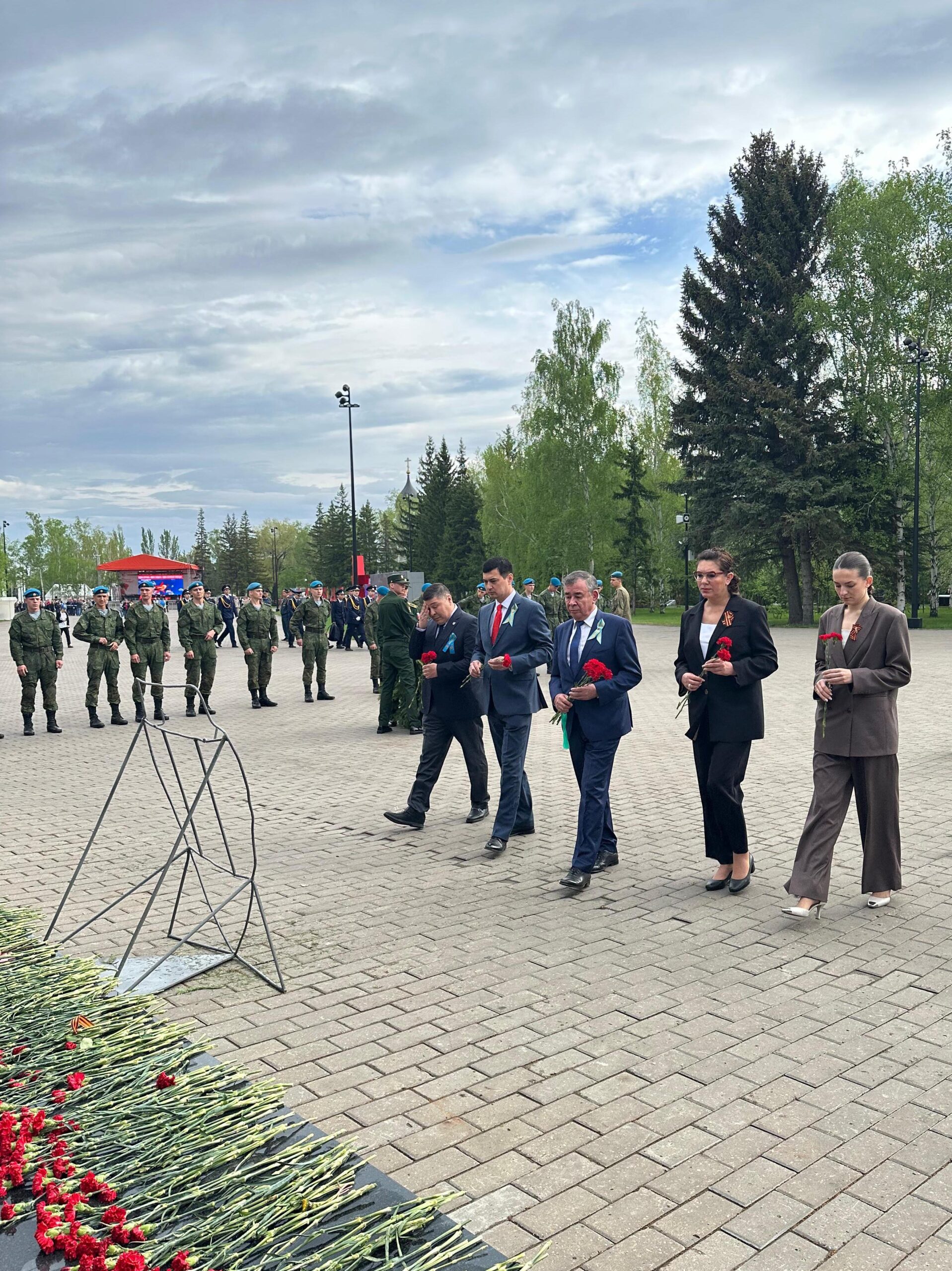 9 мая 2026 года в Парке Победы города Омска состоялась церемония возложения цветов к Вечному огню, посвящённая 81-й годовщине Победы в Великой Отечественной войне