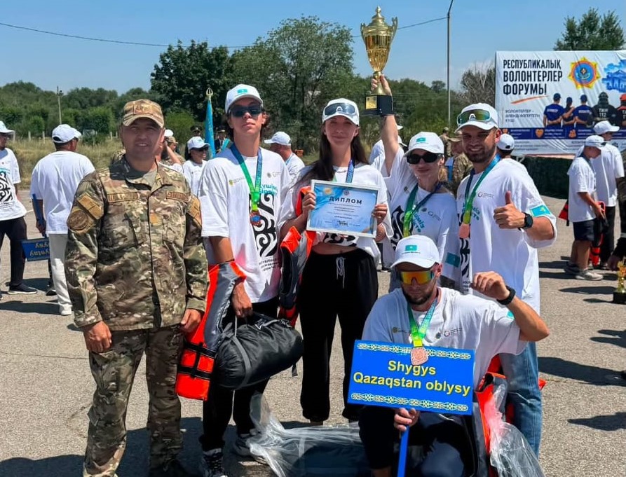 Волонтеры Восточного Казахстана вошли в тройку лучших на Республиканском форуме добровольцев