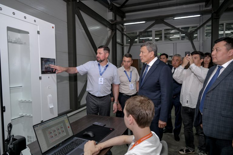 В Северо-Казахстанской области расширяют производство отечественной медицинской техники