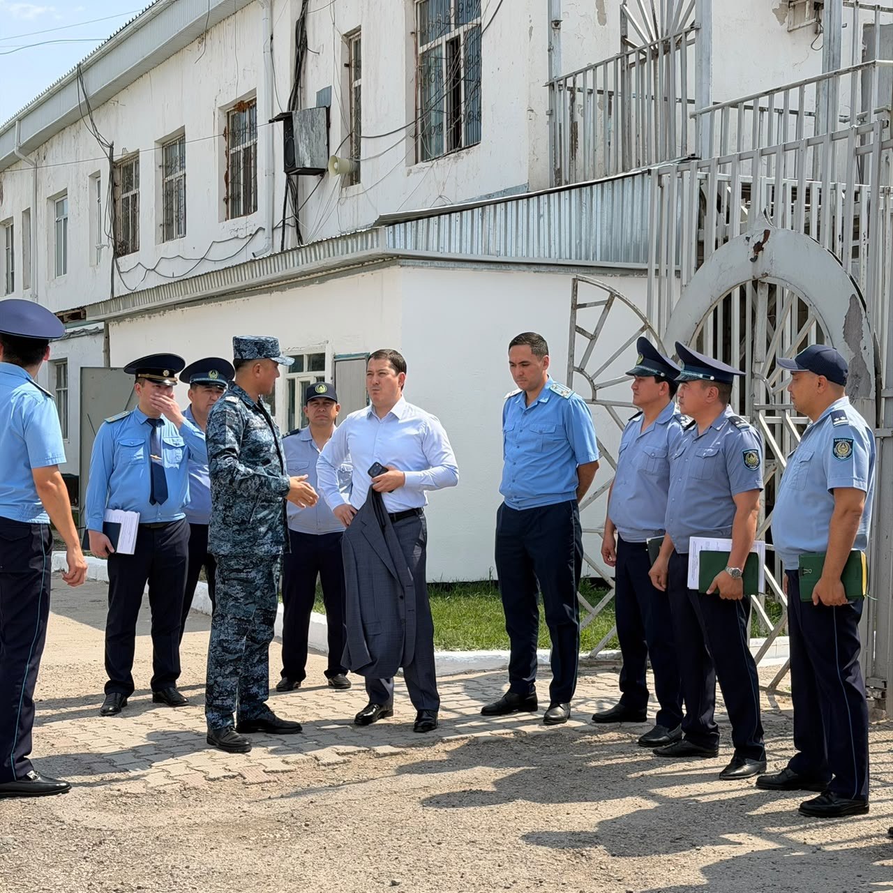 Прокурор Жамбылской области ознакомился с деятельностью учреждения УИС и реализацией инвестиционных проектов