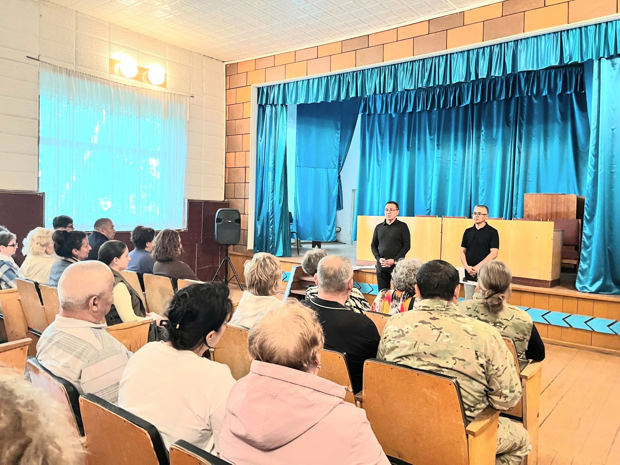 Встреча акима района с жителями села Горное